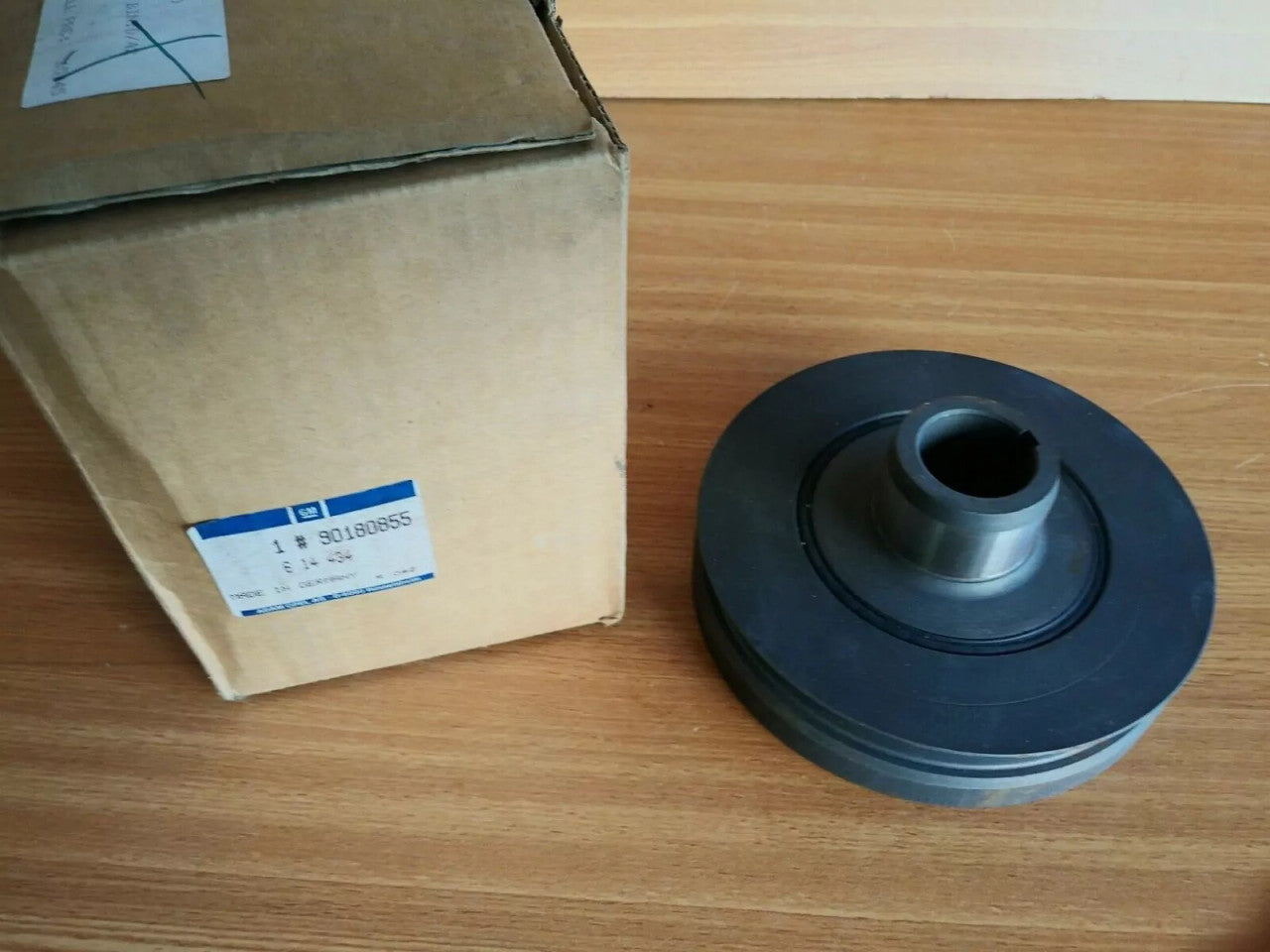 Pulley Crankshaft fits Opel Vauxhall Rekord C D E Ascona B Diesel Genuine 90180855 View Front
