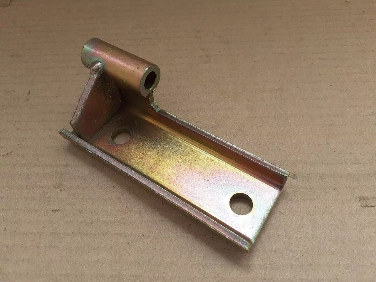 Vacuum Pump Bracket fits Opel Rekord E Diesel 90183661 Genuine View Front