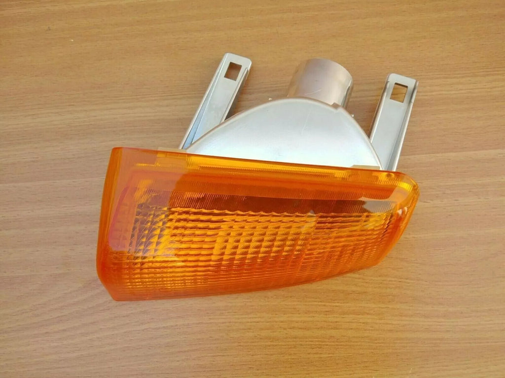 Indicator Turn Signal Lamp Front Right fits Opel Rekord E 90187472 Genuine View Right