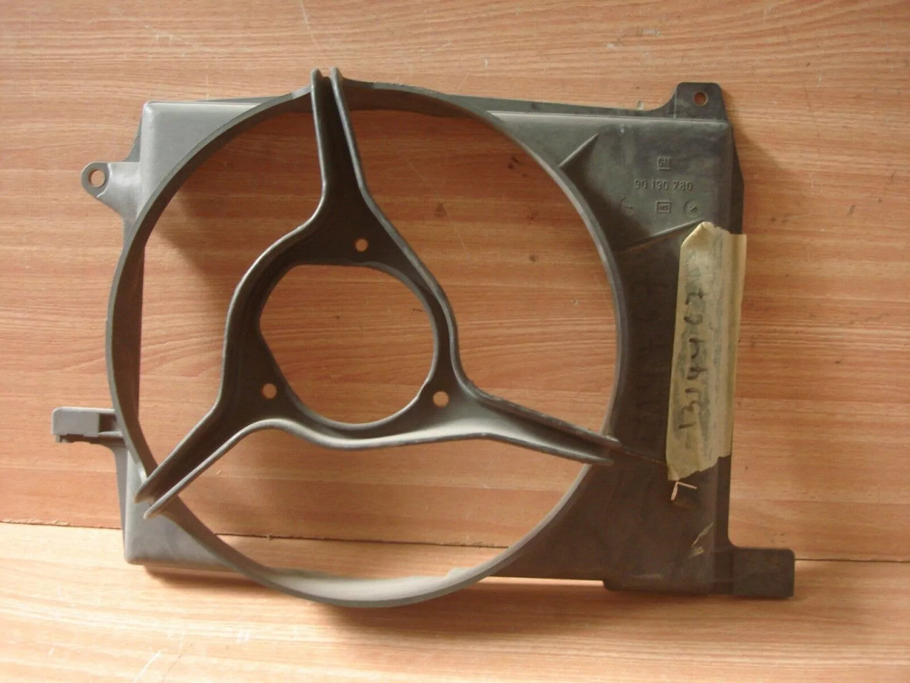 Engine Fan Shroud Cowl fits Opel Kadett E Ascona C Vauxhall Cavalier Genuine 90190780 View Rear
