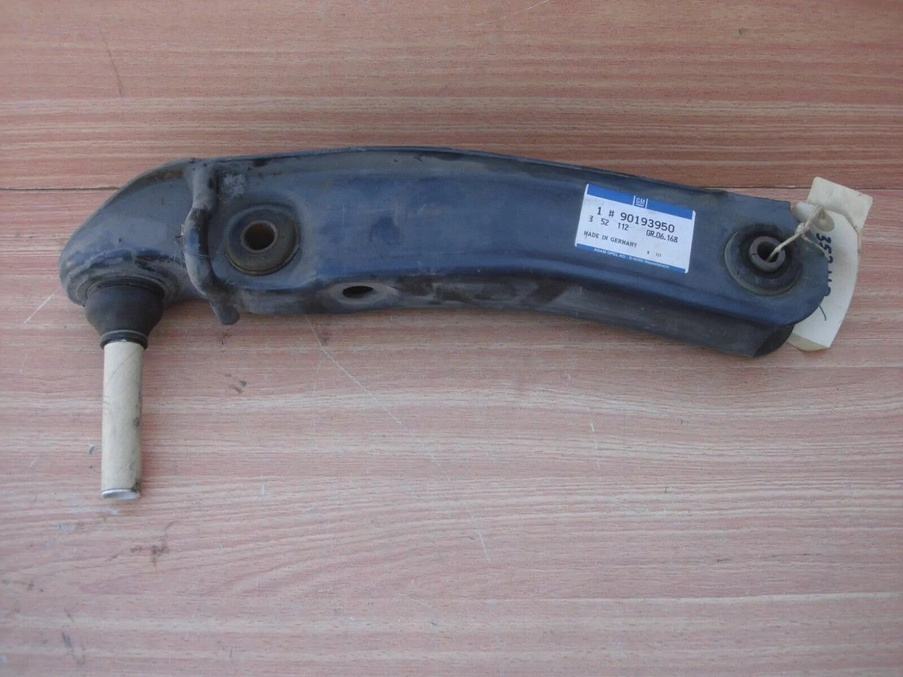 Control Arm Lower Right fits Opel Commodore C Rekord E 90193950 Genuine View Front