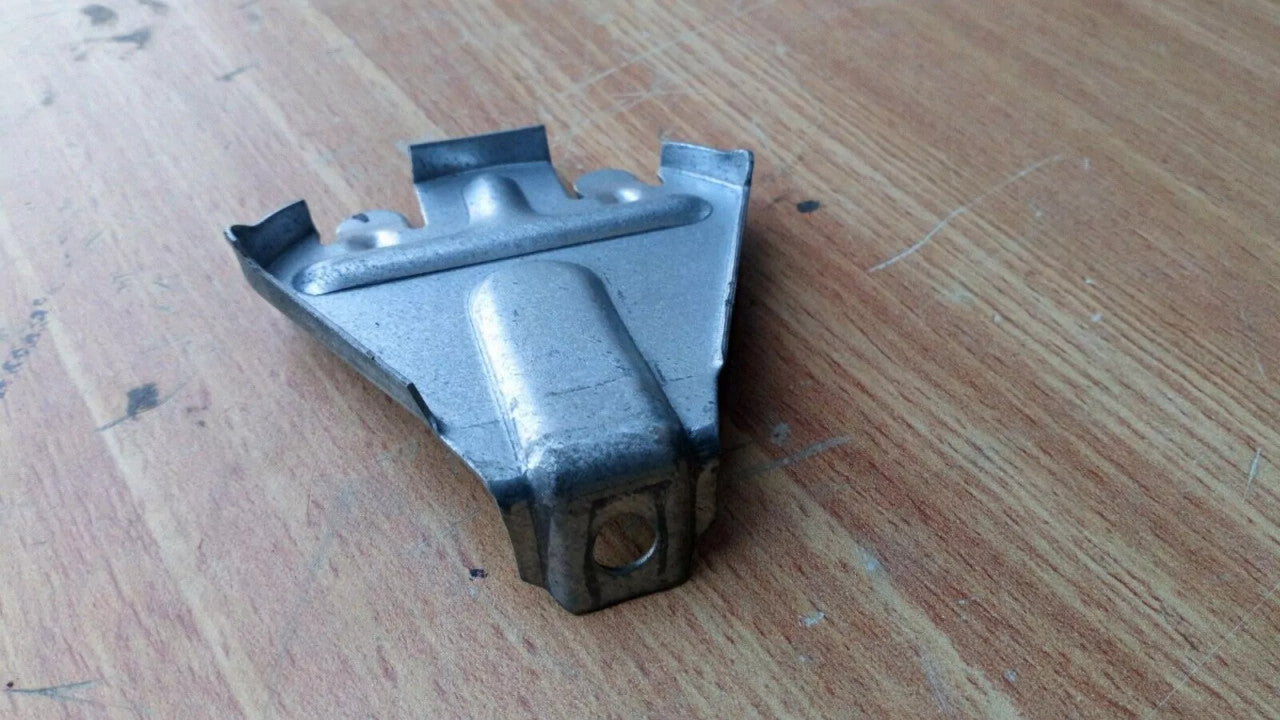 Rear Tail Light Upper Bracket fits Opel Kadett E Vauxhall Astra 90221001 Genuine View Front