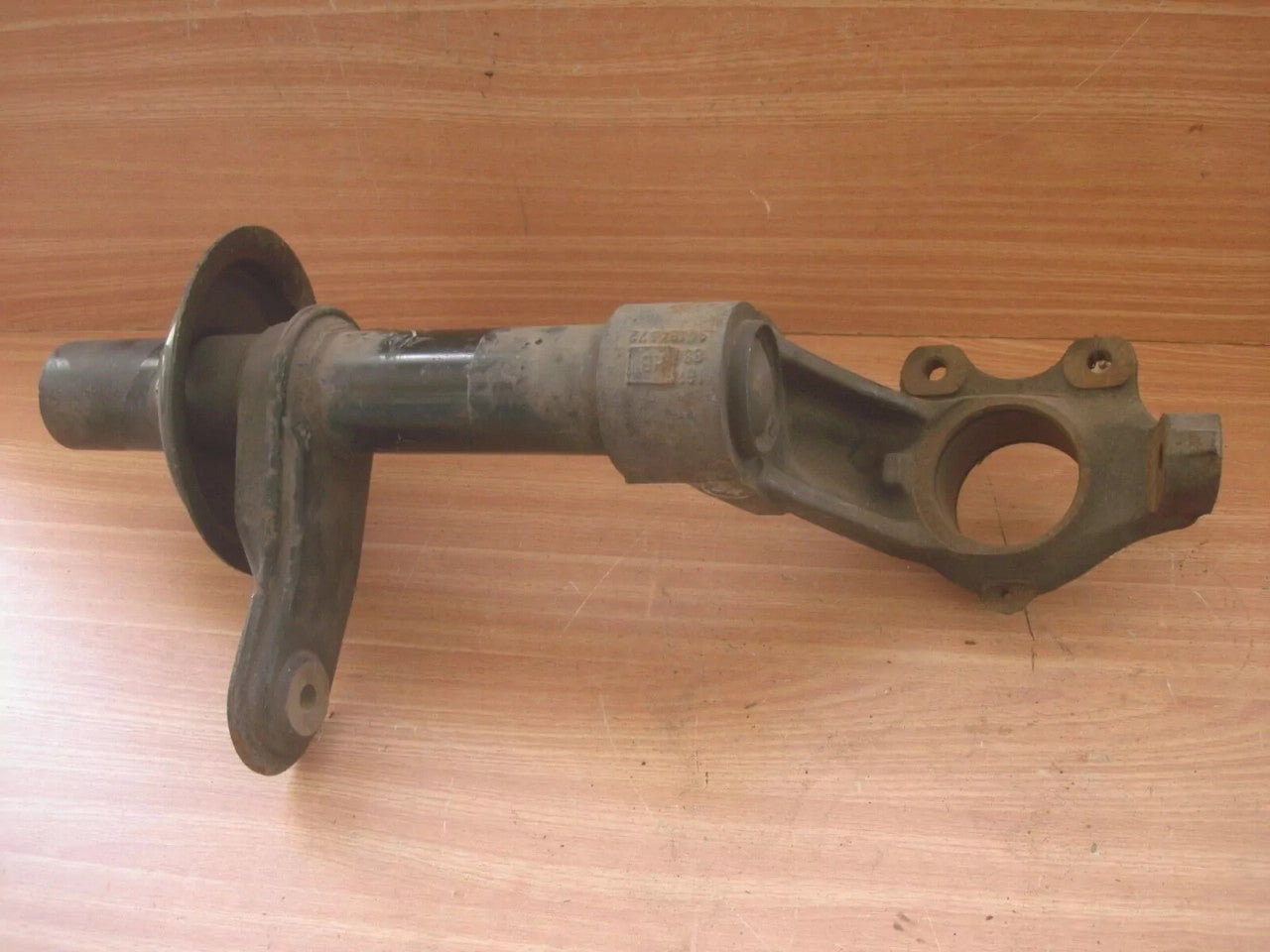 Steering Knuckle Left fits Opel Ascona C Vauxhall Cavalier 90222179 Genuine View Front