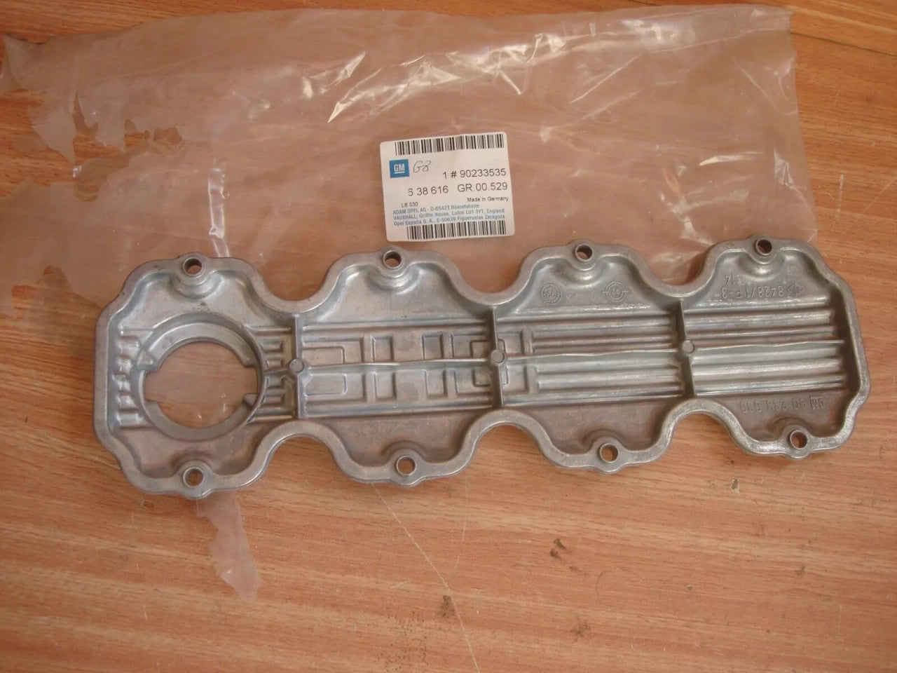 Rocker Cover fits Opel Corsa A Vauxhall Nova 13S C12NZ 12S 12ST 90233535 Genuine View Rear
