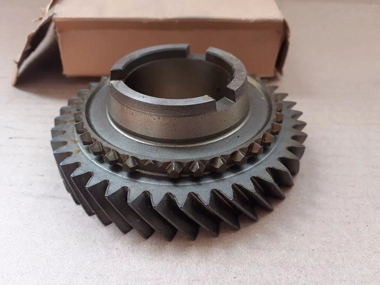 Transmission Gear F20 fits Opel Vauxhall Vectra A Calibra Astra F Kadett E 90250762 View Right