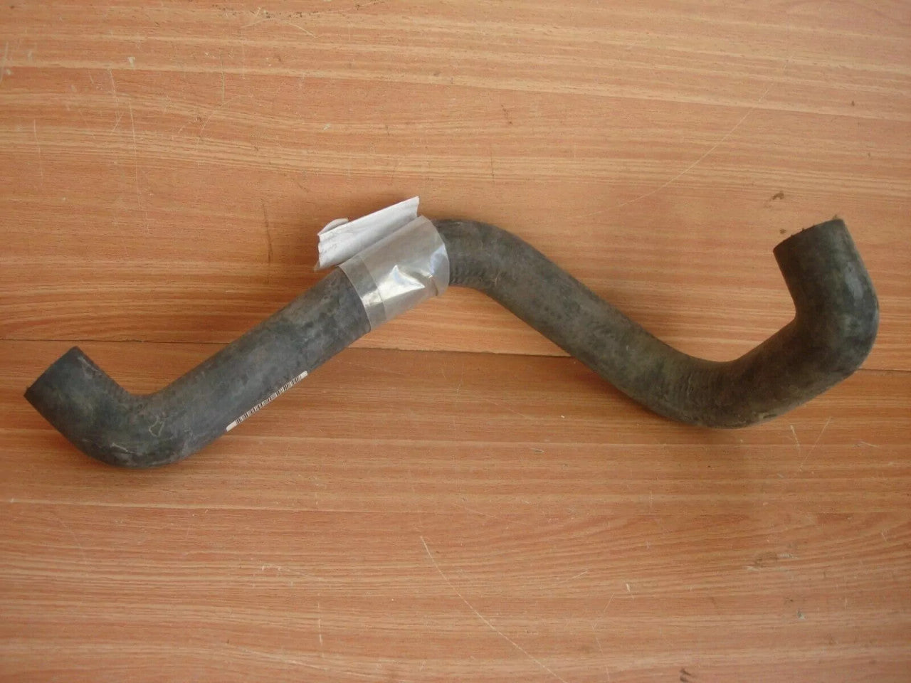 Radiator Hose Lower fits Opel Omega A Vauxhall Carlton 23YD 90272099 Genuine View Front