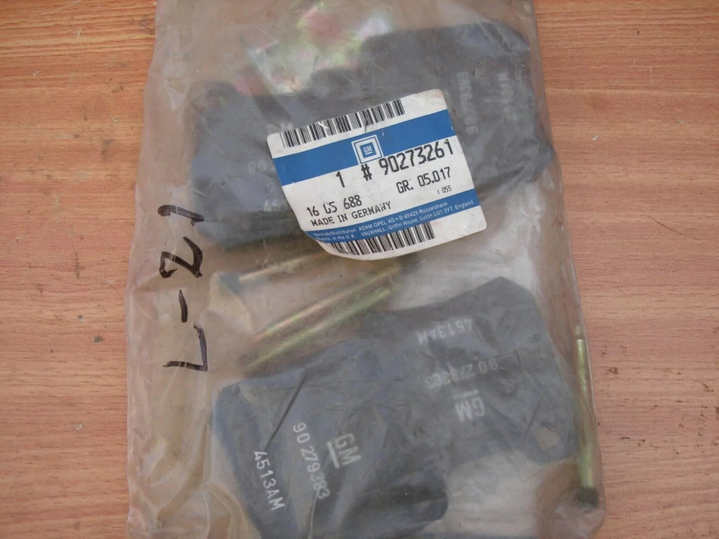 Rear Brake Pad Set fits Opel Omega A Vauxhall Carlton 90273261 Genuine View Front