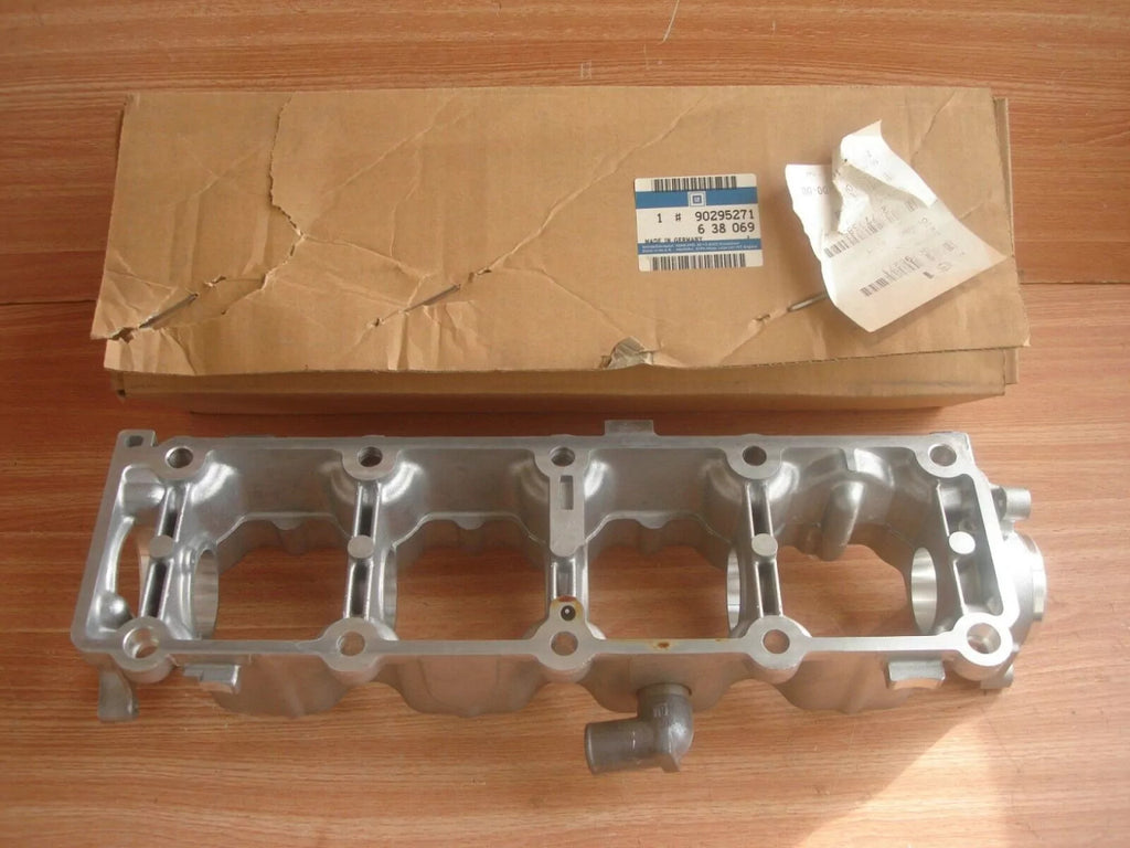 Camshaft Case fits Opel Kadett E Ascona C Vauxhall Cavalier 16DA 16D Genuine 90295271 View Front