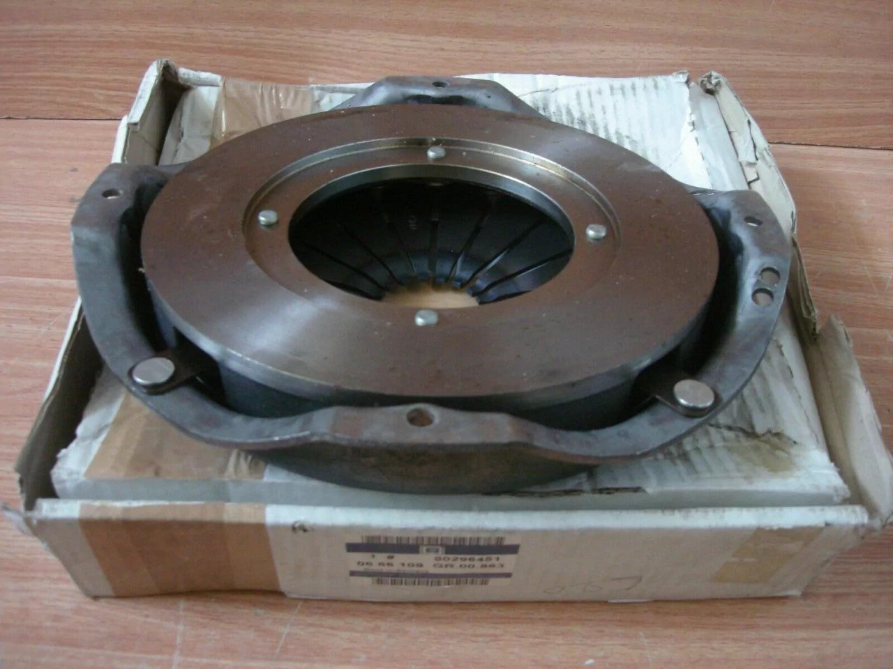 Pressure Plate fits Opel Omega A Vauxhall Carlton 90296451 Diesel Genuine View Rear