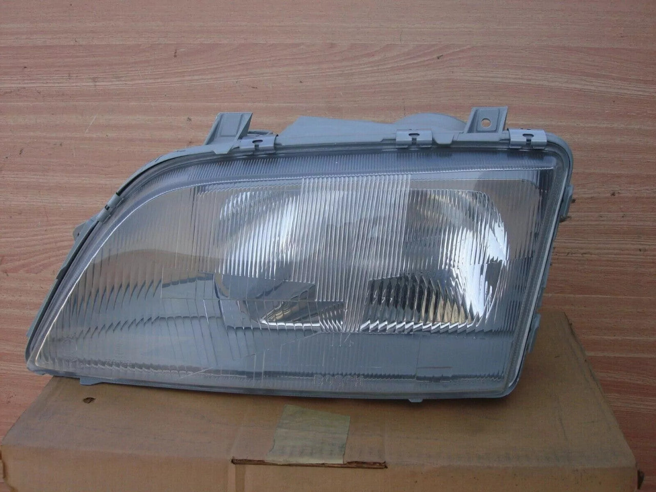 Headlight Left RHD fits Opel Omega A Vauxhall Carlton 90297445 Genuine View Front