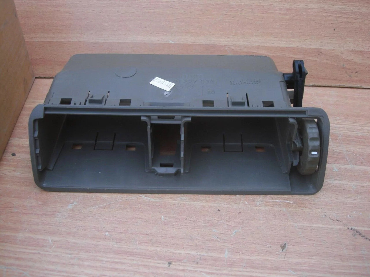 Air Vent Housing Centre RHD fits Opel Vectra A Vauxhall Cavalier 90318639 View Front