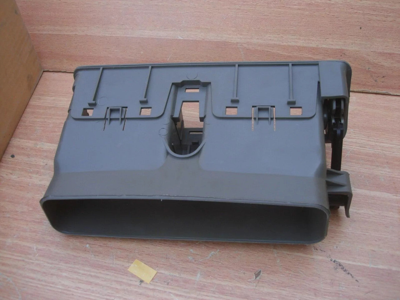 Air Vent Housing Centre RHD fits Opel Vectra A Vauxhall Cavalier 90318639 View Rear