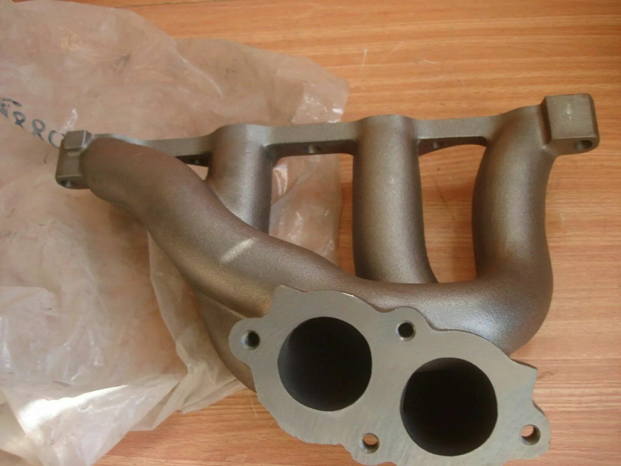 Exhaust Manifold fits Opel Vauxhall Astra F Cavalier Vectra A 17D 17DR Genuine 90322361 View Right
