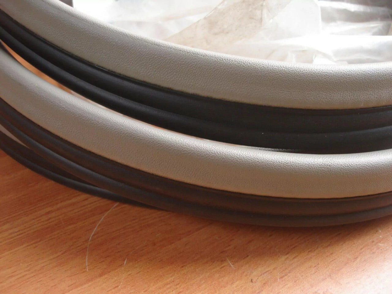 Door Seal Weather Strip Rear fits Opel Kadett E Vectra A Vauxhall Cavalier Astra 90330150 View Rear