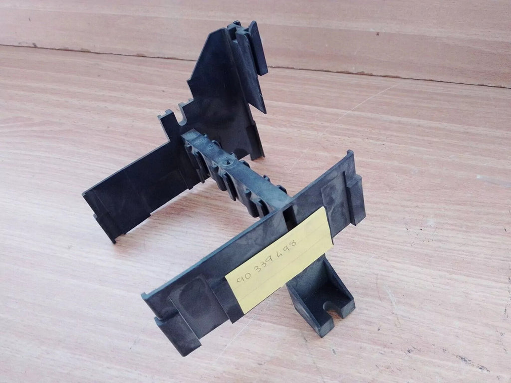 Air Condition Relay Bracket fits Opel Omega A Senator B Vauxhall Carlton Genuine 90339498 View Front