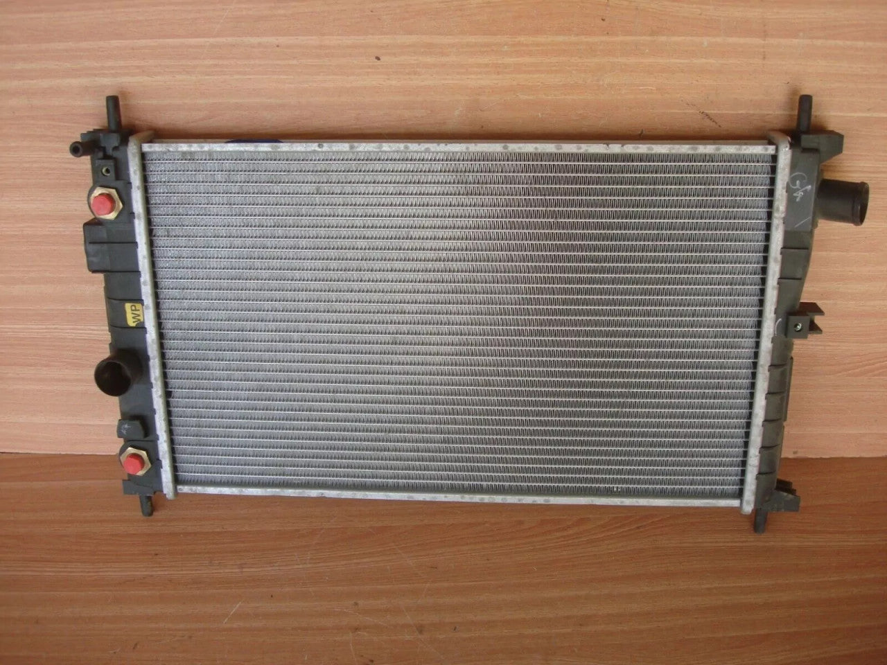 Radiator fits Opel Kadett E 1.6 90352138 Genuine View Front