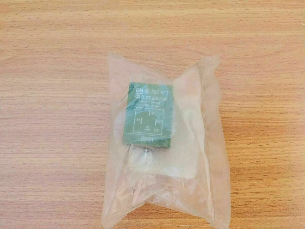 Relay Air Condition fits Opel Vauxhall Vectra Calibra Omega Cavalier Genuine 90358473 View Front