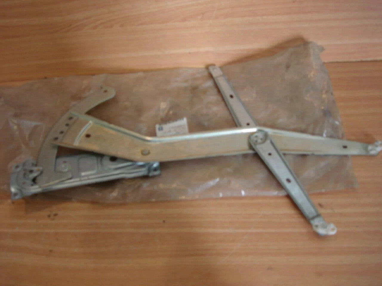 Window Regulator Manual Front Right fits Opel Vauxhall Astra F 90360534 Genuine View Right