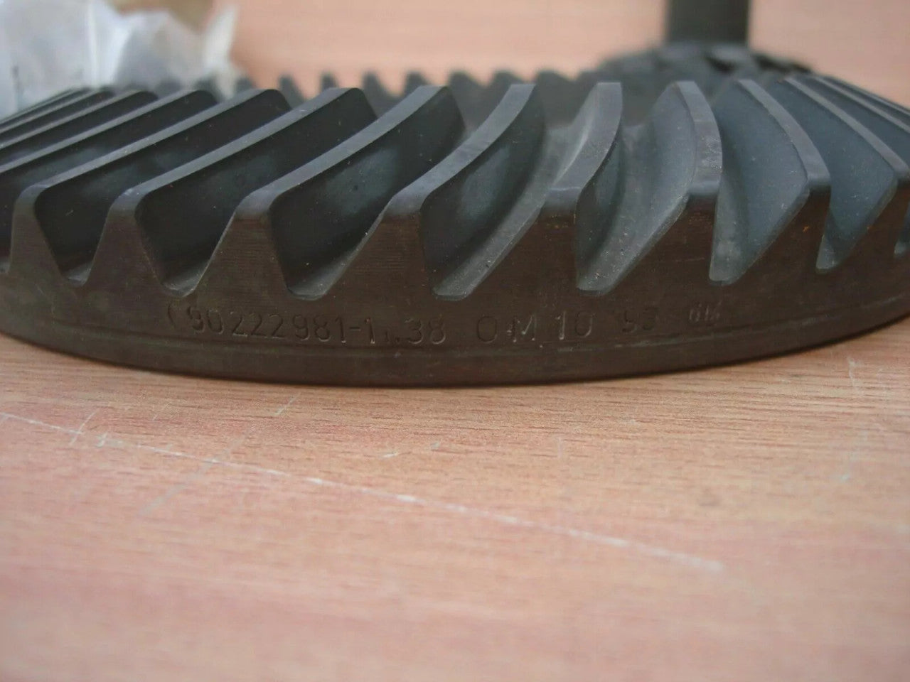 Rear Differential Gear Pinion fits Opel Omega A B Senator B Vauxhall Carlton 90369440 View Right