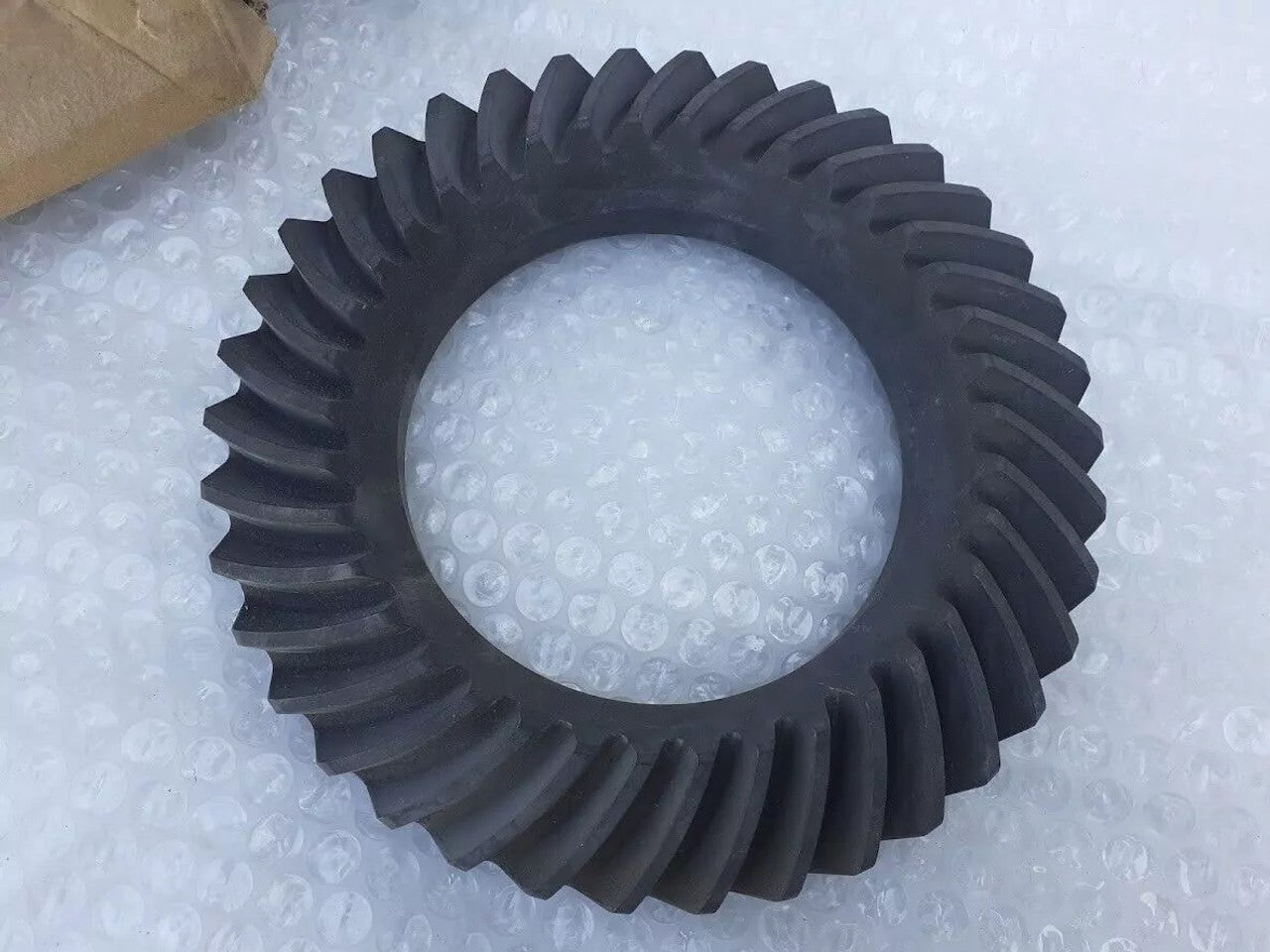 Rear Differential Gear Pinion fits Opel Omega A B Senator B Vauxhall Carlton 90369440 View Lower