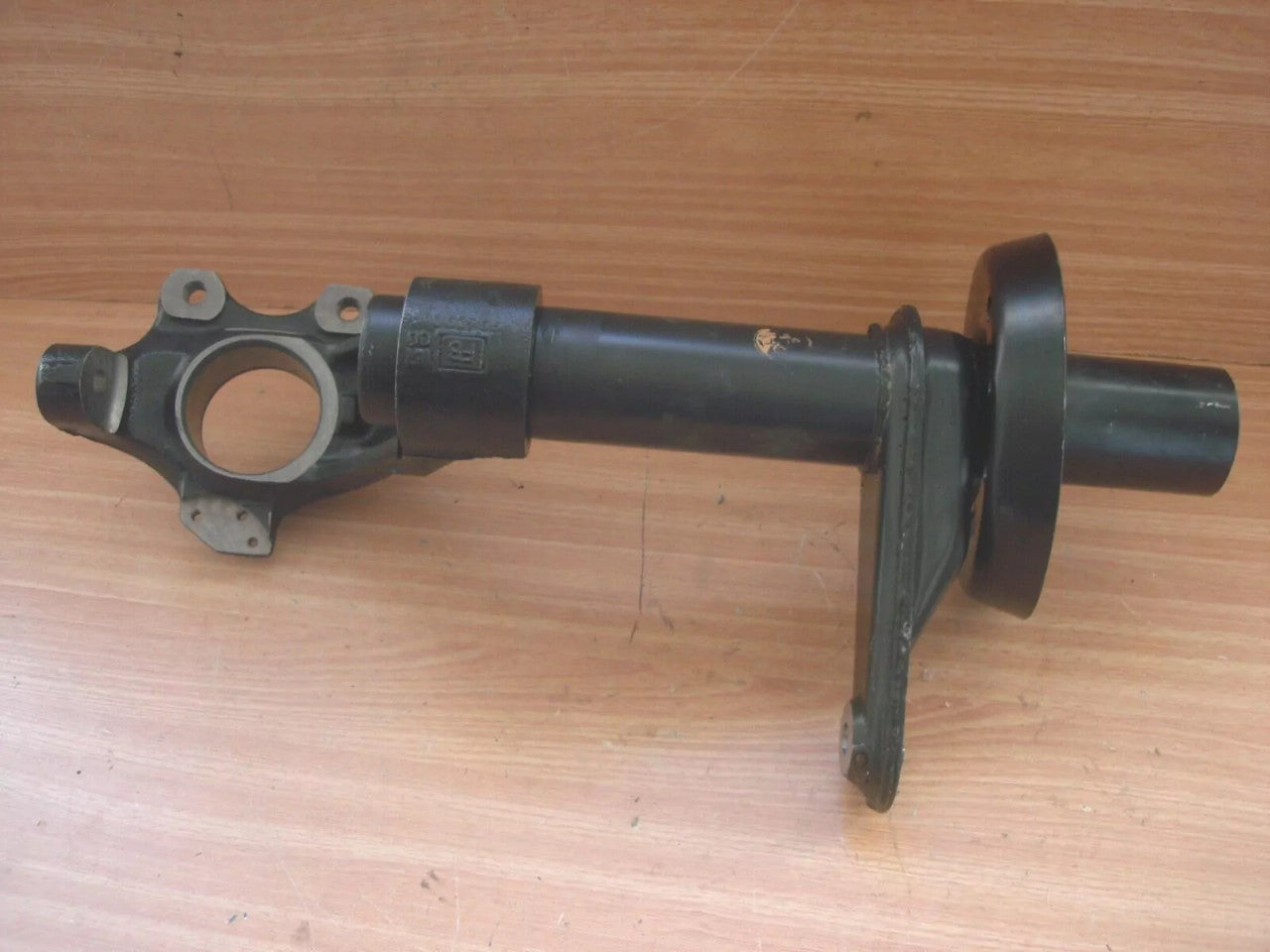 Steering Knuckle Right fits Opel Vauxhall Astra F 90375390 Genuine View Rear