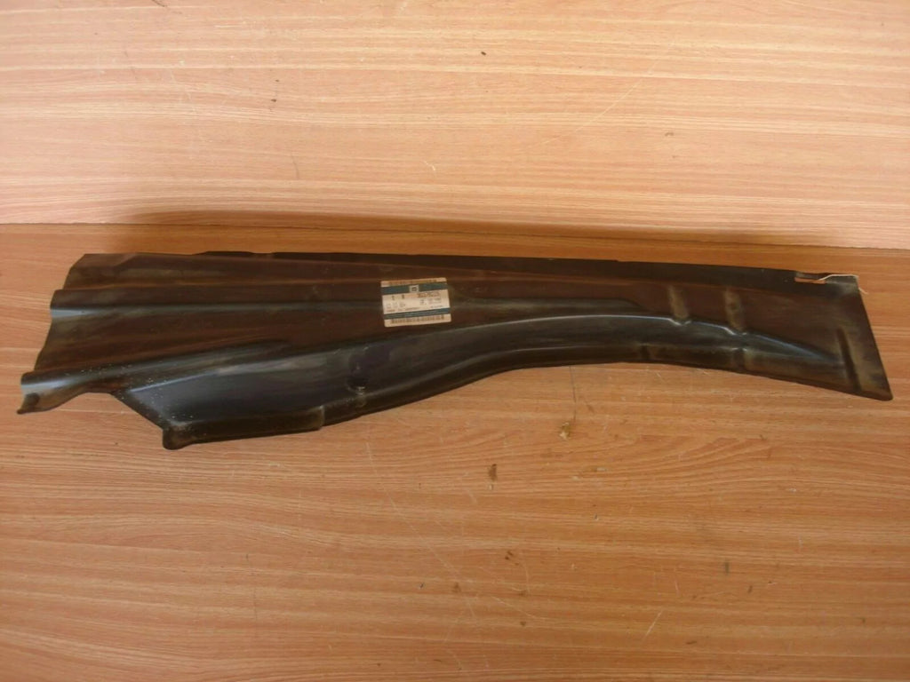 Front Wheelhouse Brace Right fits Opel Vauxhall Omega B 90378225 Genuine View Front
