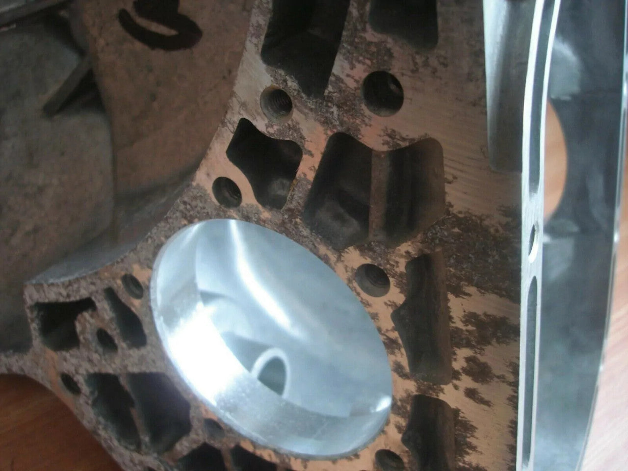 Manual Transmission Housing fits Opel Vauxhall Calibra Ascona C 90398042 Genuine View Right