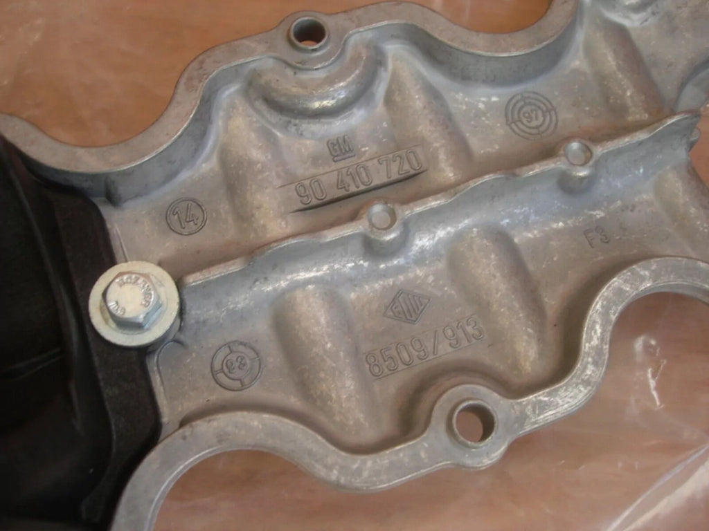 Rocker Cover fits Opel Vauxhall Kadett E Vectra A Cavalier 16D 16DA 17D 90410722 View Left