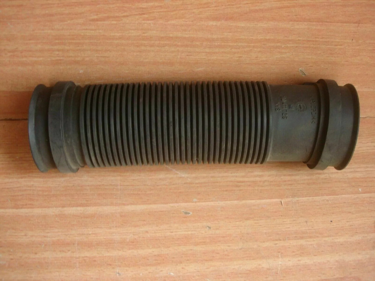 Hose Air Filter fits Opel Vauxhall Corsa B 12NZ X12SZ C14NZ 90411726 Genuine View Left