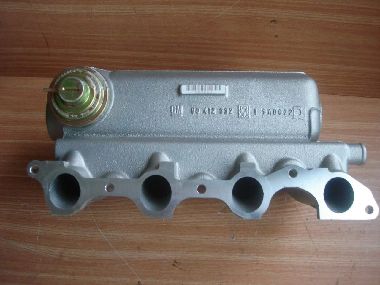 Intake Manifold fits Opel Vauxhall Omega A Carton 17DR 23DTR 23YDT 90412333 View Rear