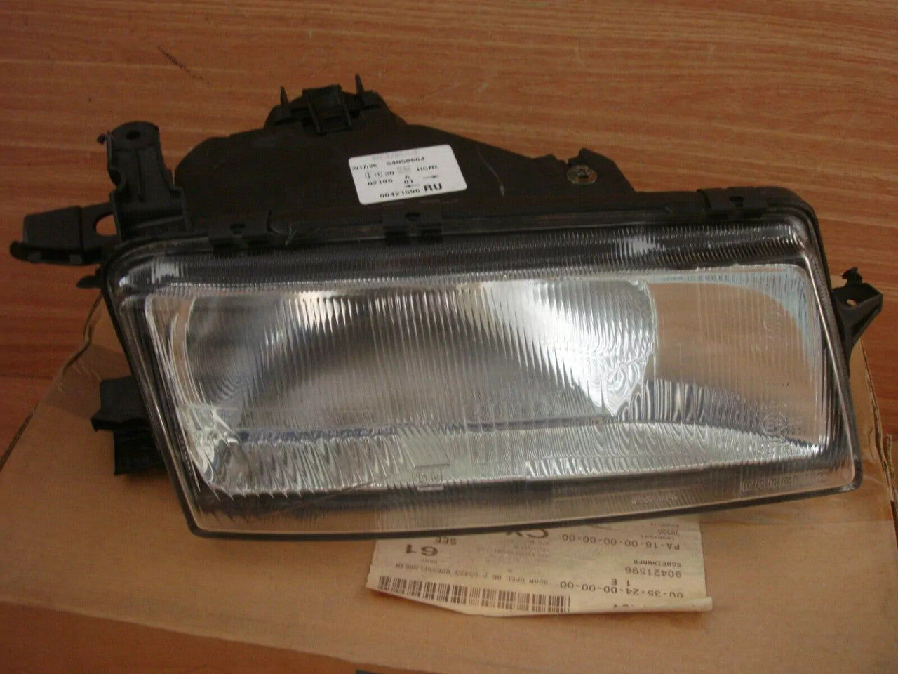 Headlight Right RHD fits Opel Vectra A Vauxhall Cavalier 90421596 Genuine View Rear