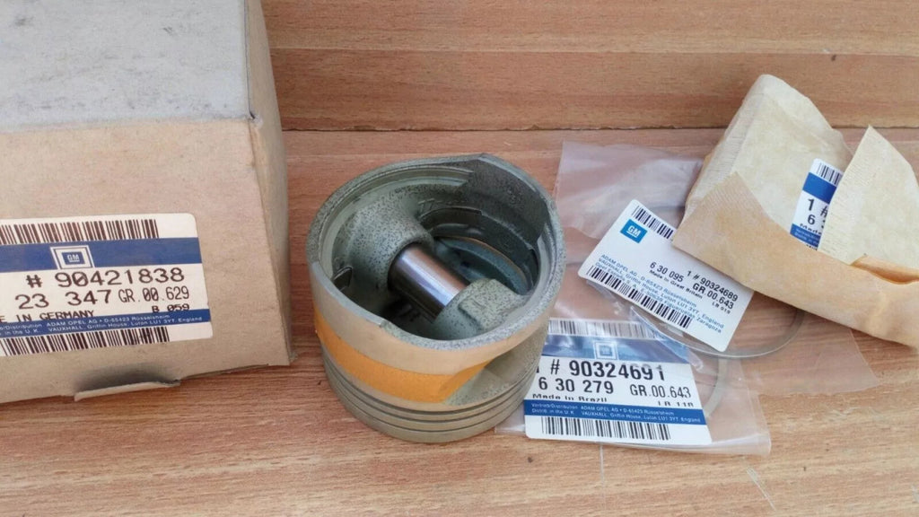 Piston Kit fits Opel Corsa B C14SE 14SE STD 77.60mm Bore 90421838 Genuine View Rear