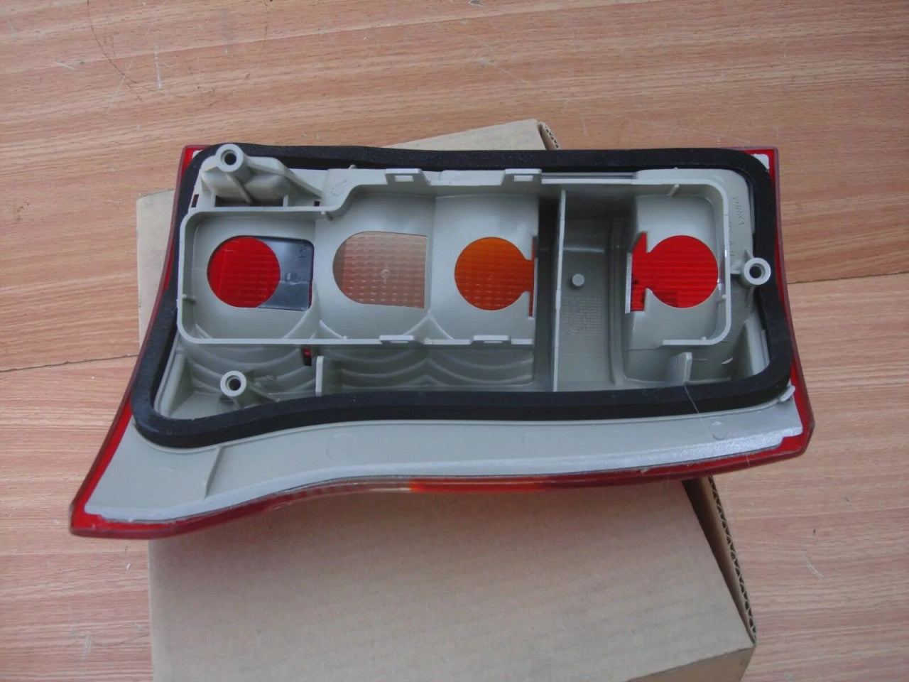 Tail Rear Light Left fits Opel Vauxhall Astra F 90442017 Genuine View Right