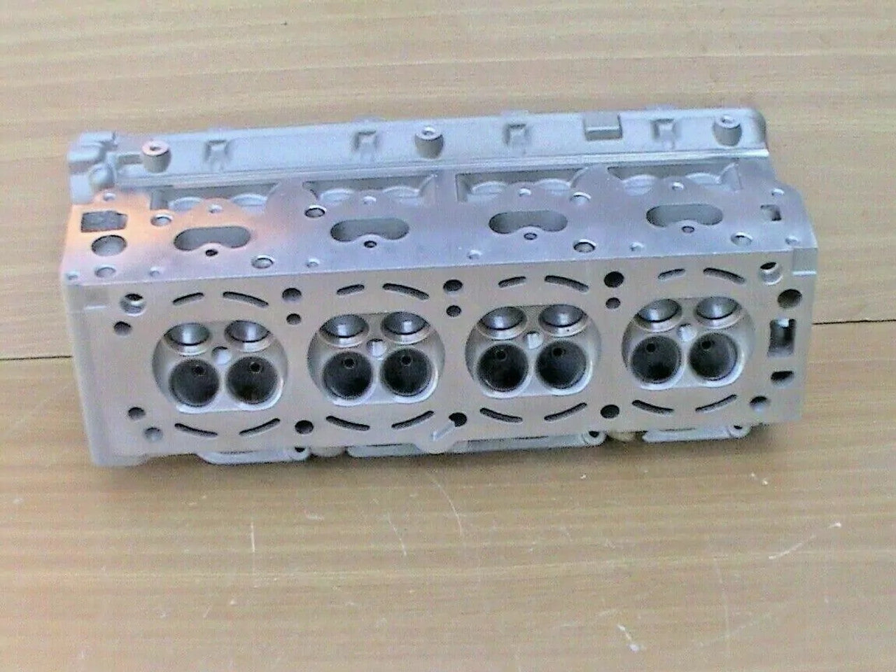 Cylinder Head fits Opel Vauxhall Astra F C18XE GSi 90444058 Genuine View Right