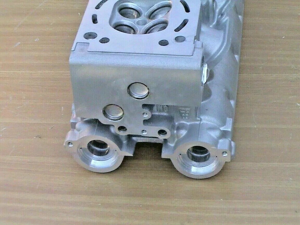 Cylinder Head fits Opel Vauxhall Astra F C18XE GSi 90444058 Genuine View Upper