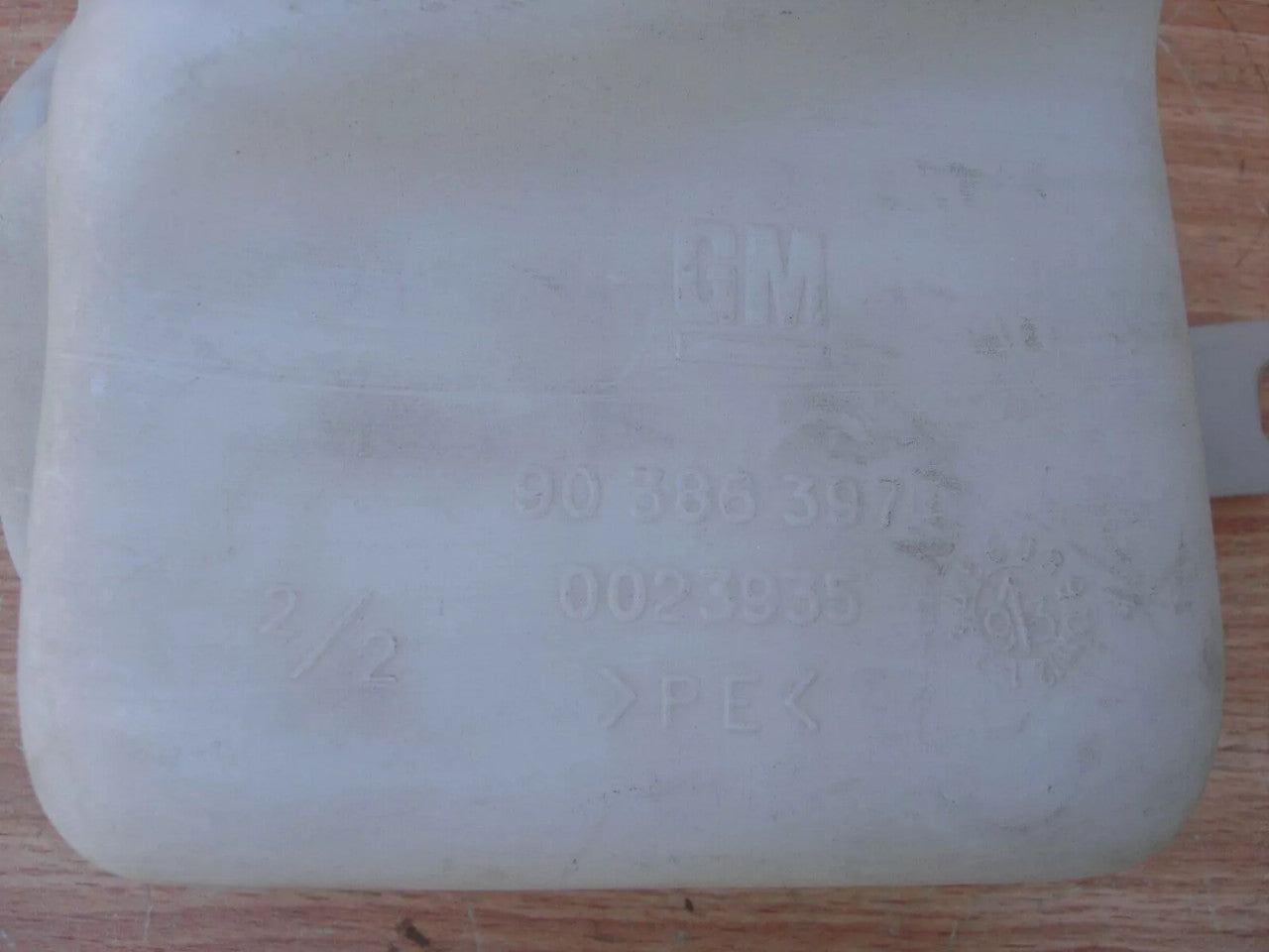 Windscreen Reservoir fits Opel Vauxhall Corsa B 90444209 Genuine View Right