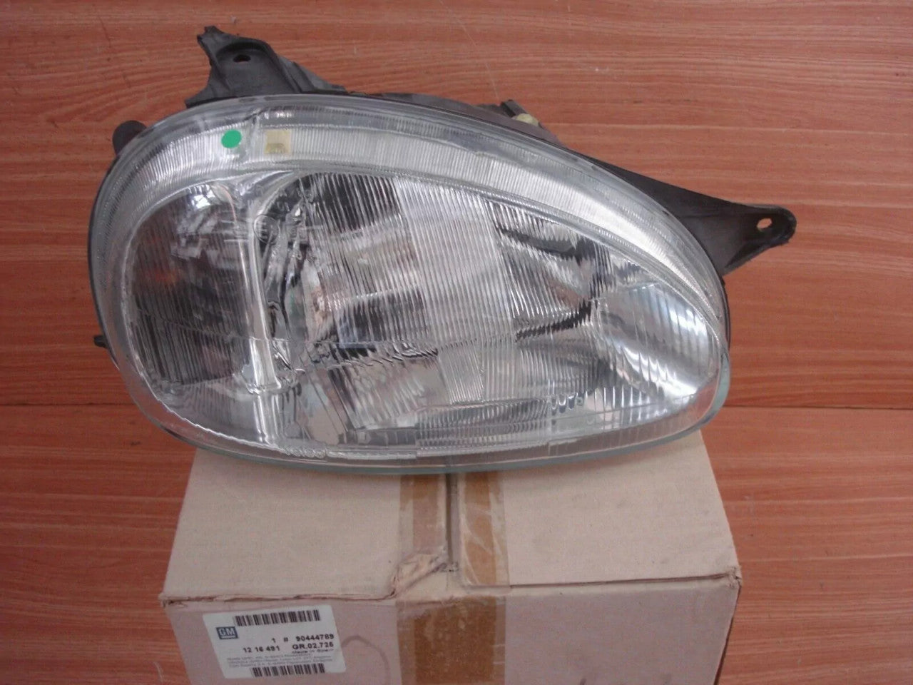 Headlight Right RHD fits Opel Vauxhall Corsa B Combo 90444789 Genuine View Front