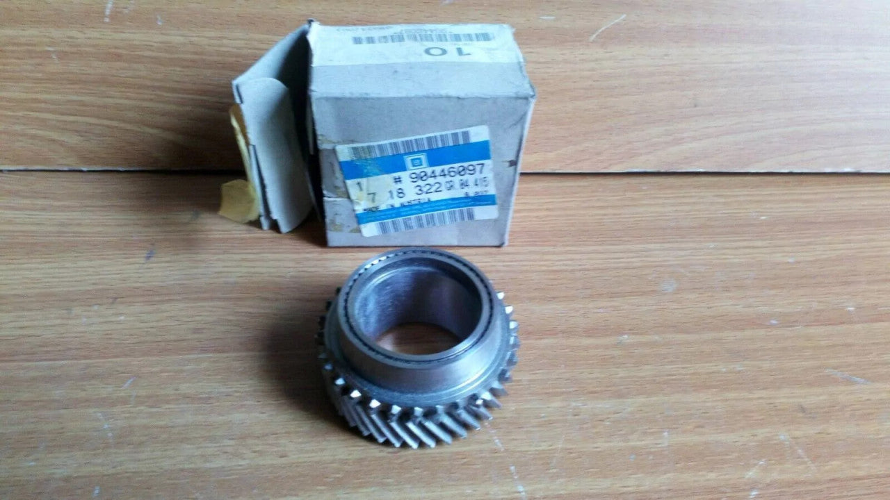 Gear 4th Speed 37 teeth fits Opel Vauxhall Vectra Astra Zafira F15 F17 90446097 View Rear