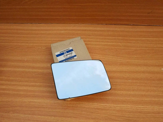 Wing Mirror Glass Right Plain fits Opel Vauxhall Astra F 90449708 Genuine View Front