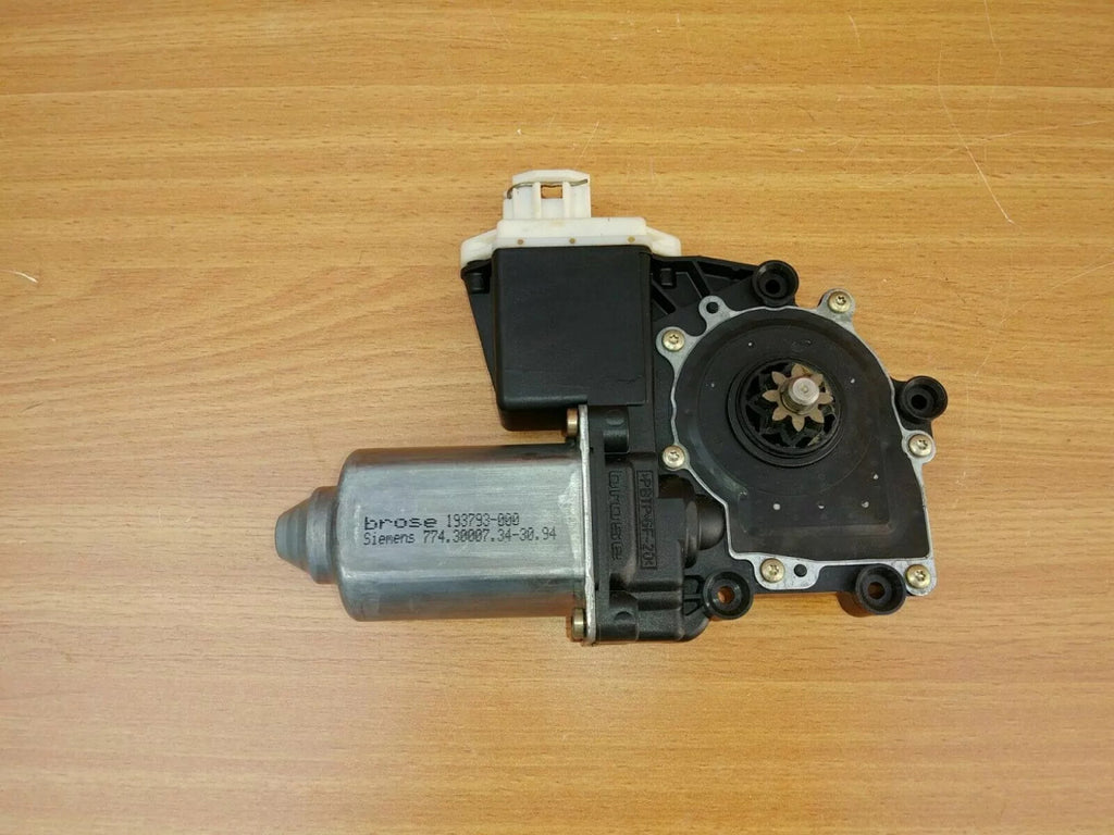 Window Motor Front Right fits Opel Vauxhall Astra F 90451152 Genuine View Rear