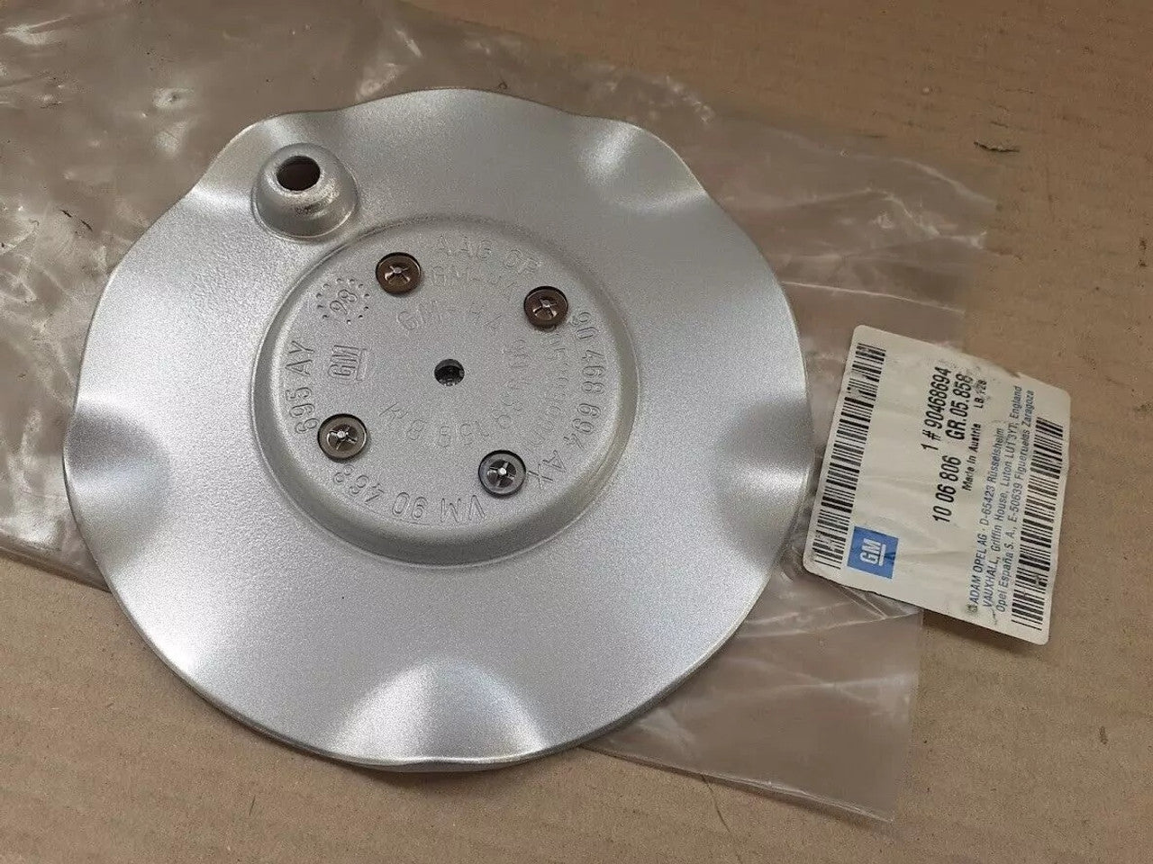 4x Wheel Centre Cap fits Opel Calibra Vectra B Corsa B Tigra A 90468694 Genuine View Rear