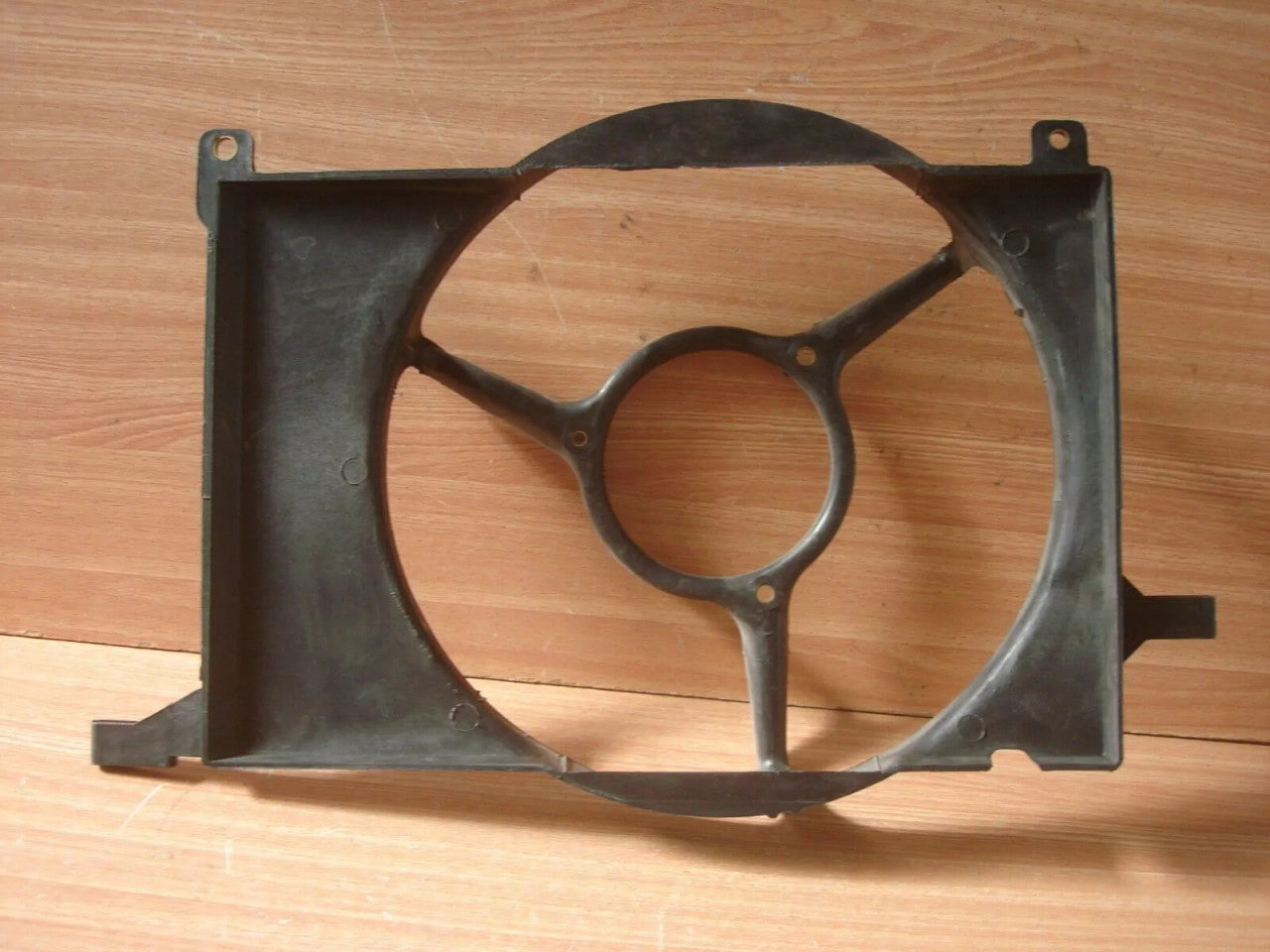 Engine Fan Shroud Cowl fits Opel Vauxhall Corsa B 90469600 Genuine View Rear