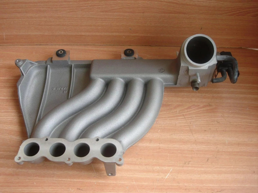 Intake Manifold fits Opel Vauxhall Astra F X16XEL 90470055 Genuine View Rear