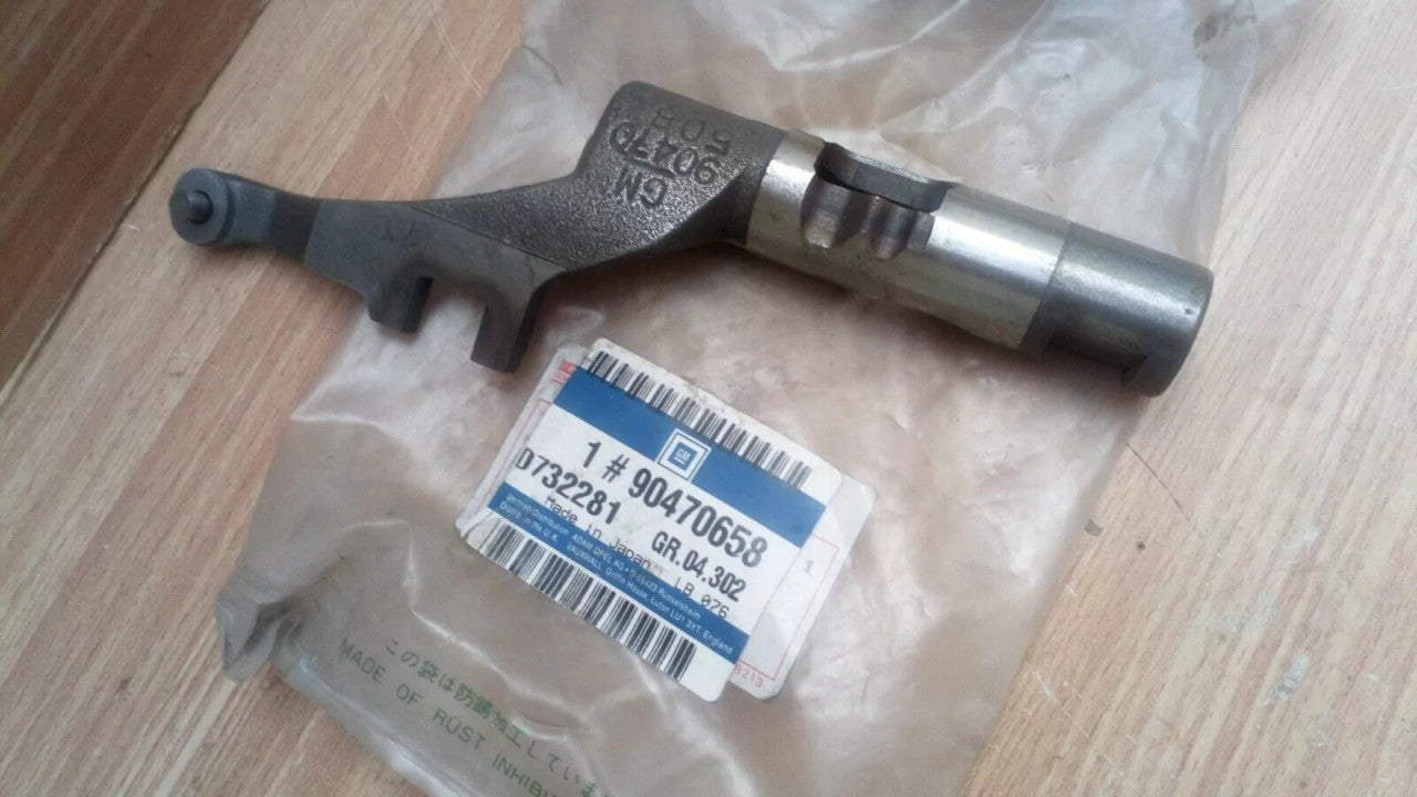 Gearshift Rod Dog 5th Gear F18 fits Opel Vauxhall Calibra Cavalier 90470658 View Right