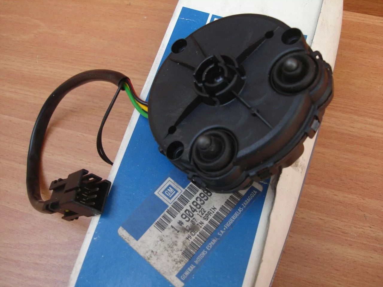 Wing Mirror Motor Adjustment fits Opel Vauxhall Corsa B Tigra A 90483986 Genuine View Front