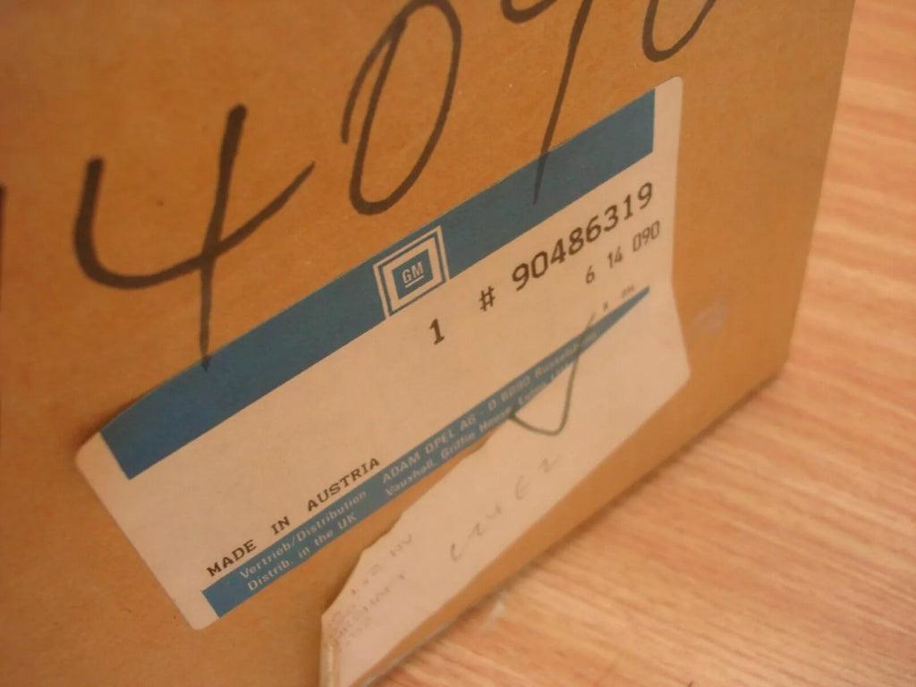 Crankshaft fits Opel Corsa A Kadett E Vauxhall Nova 12S 12ST 12NV 90486319 View Rear