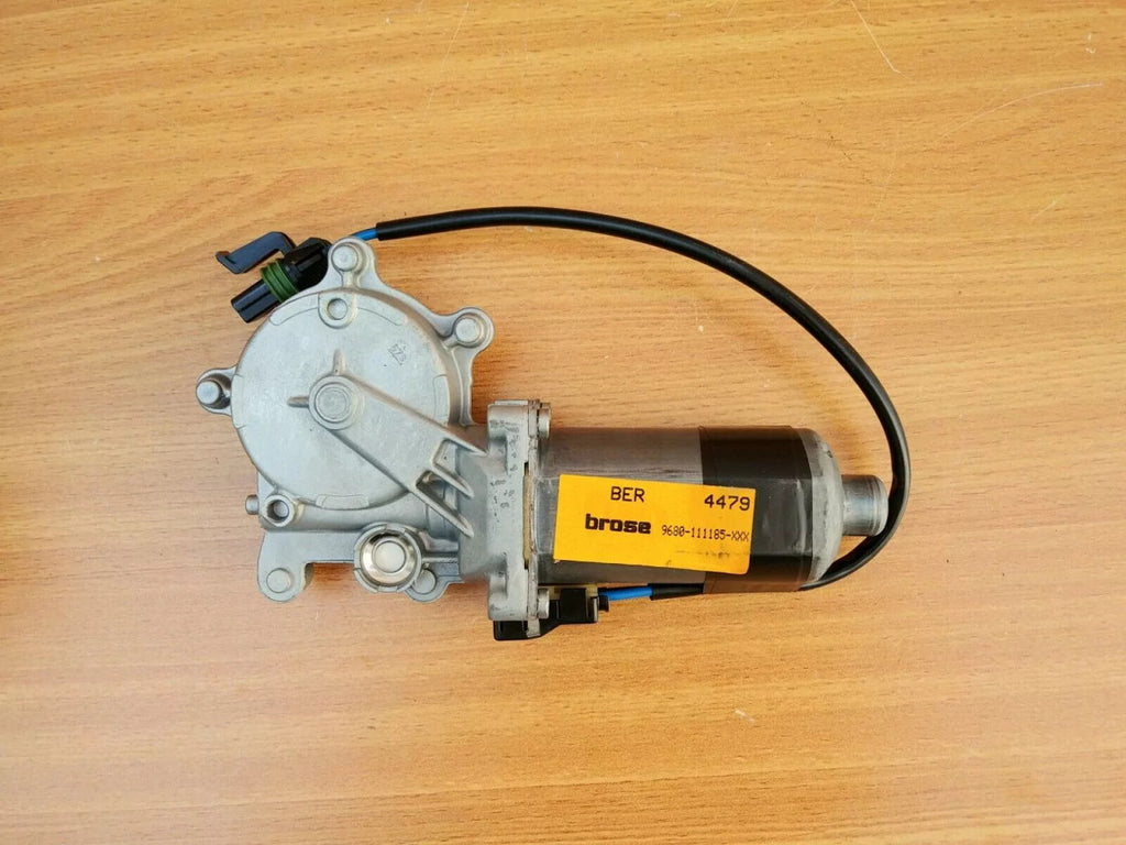 Window Motor Left RHD fits Opel Vauxhall Astra F Cabrio Convertible Genuine 90486599 View Rear