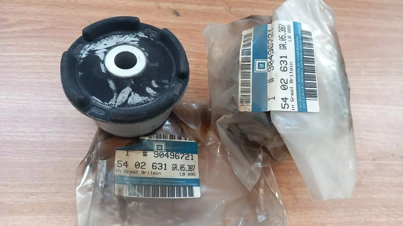 2x Rear Subframe Bush fits Opel Vauxhall Vectra B 90496721 Genuine View Front