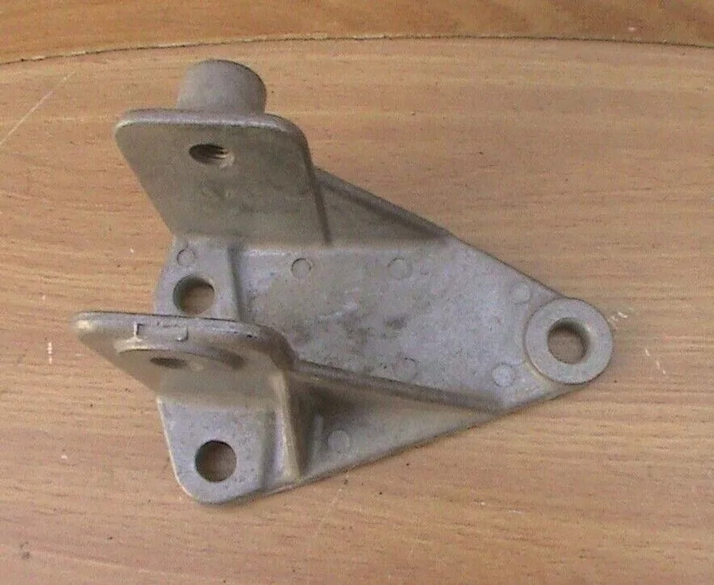 Engine Mount Bracket fits Opel Vauxhall Vectra B X16SZR X18XE1 90496962 Genuine View Rear