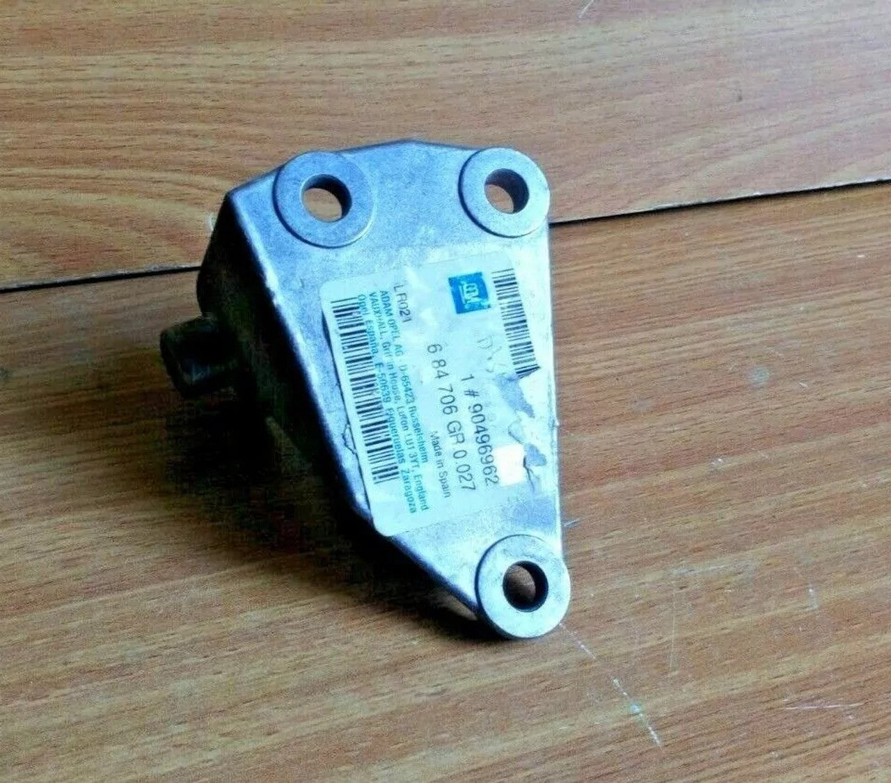 Engine Mount Bracket fits Opel Vauxhall Vectra B X16SZR X18XE1 90496962 Genuine View Right